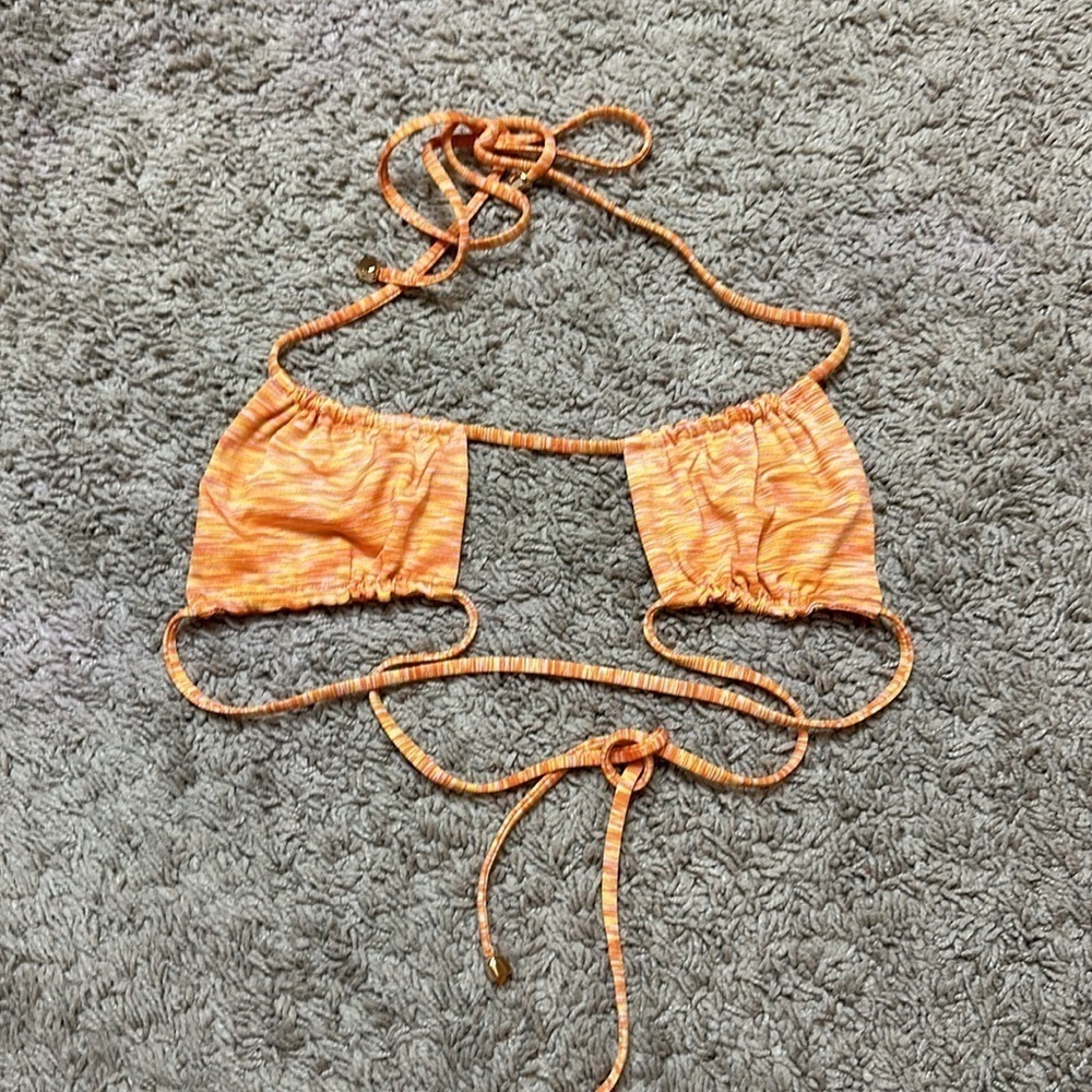 Lovers and Friends Treasure Top in Orange Space Dye - Picture 2 of 10